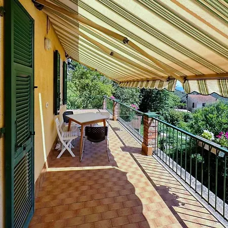 Casa Con Terrazza Nel Apartament Varazze