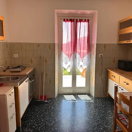 Casa Con Terrazza Nel Appartement *