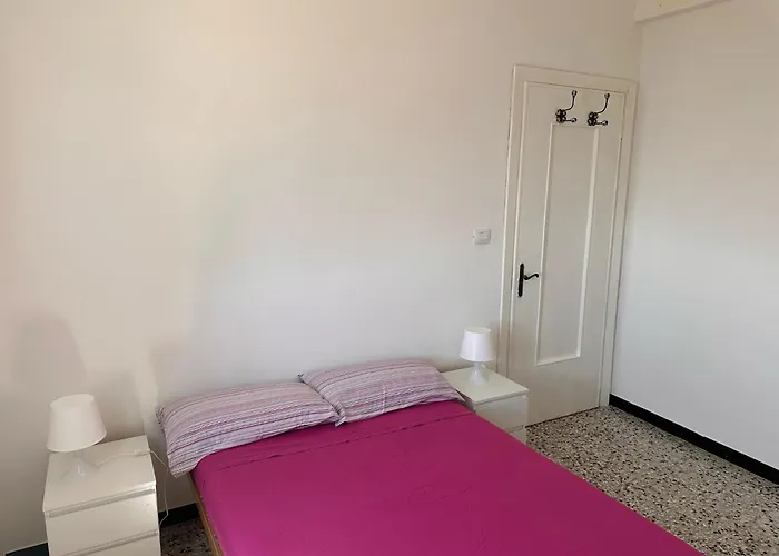 Casa Con Terrazza Nel * Varazze